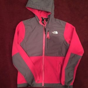 The North Face Women’s fleece jacket Sz-Med